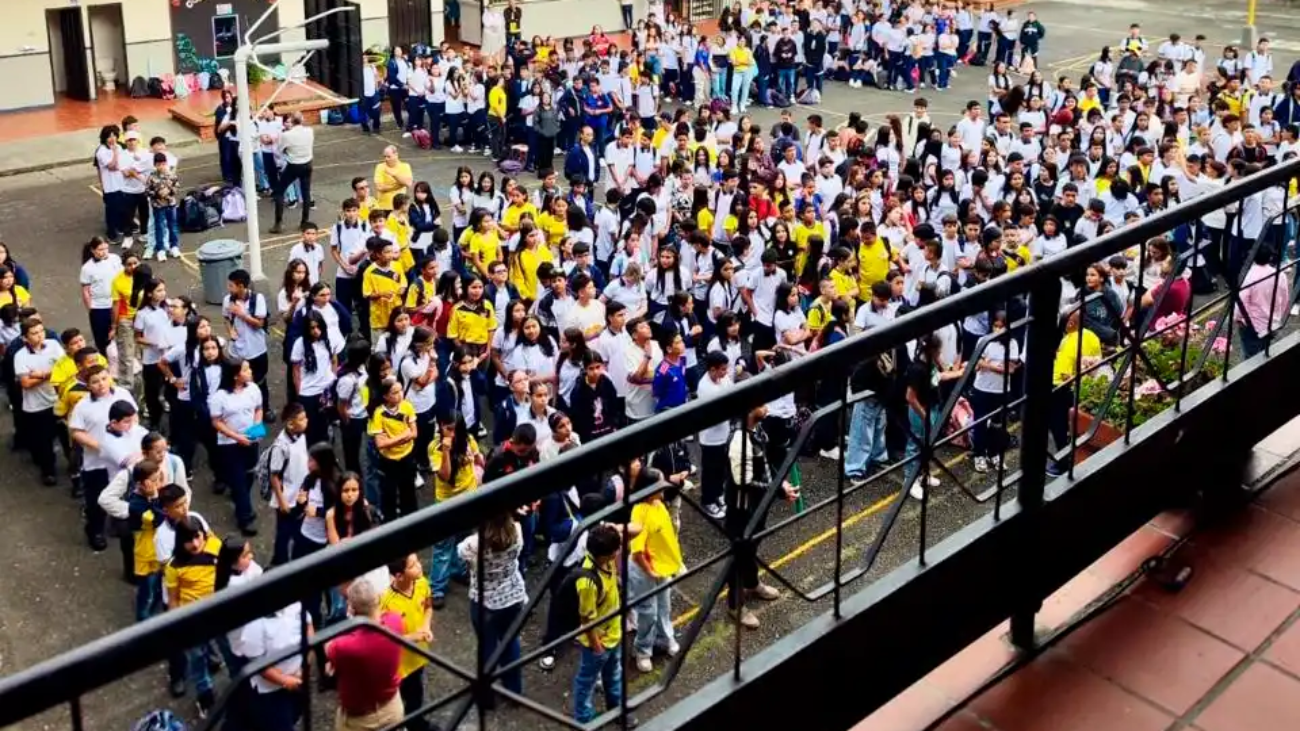 SergioCabrera_LaMochilaRevistaEducativa